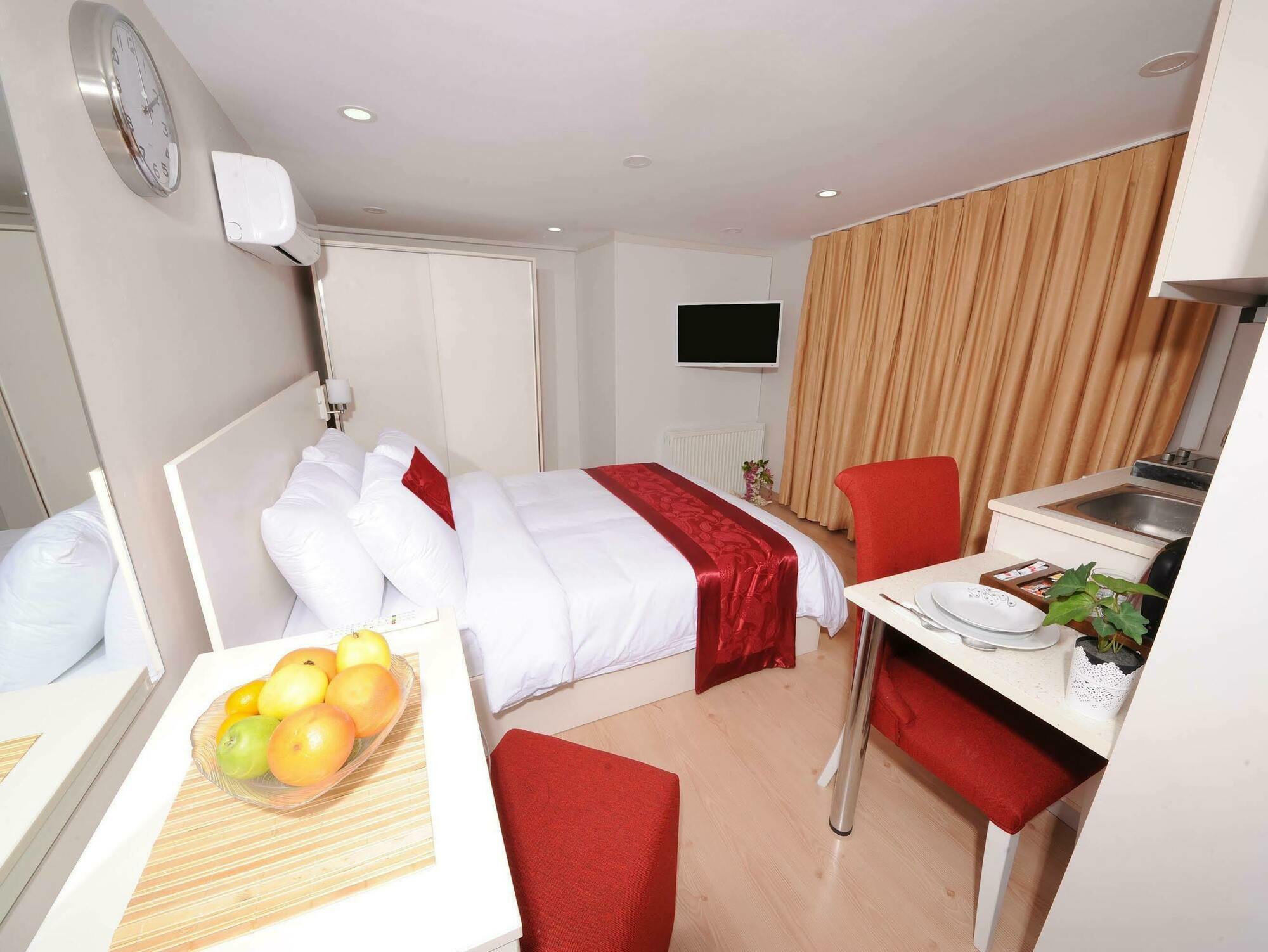 Hotel Gazel Downtown 2*
