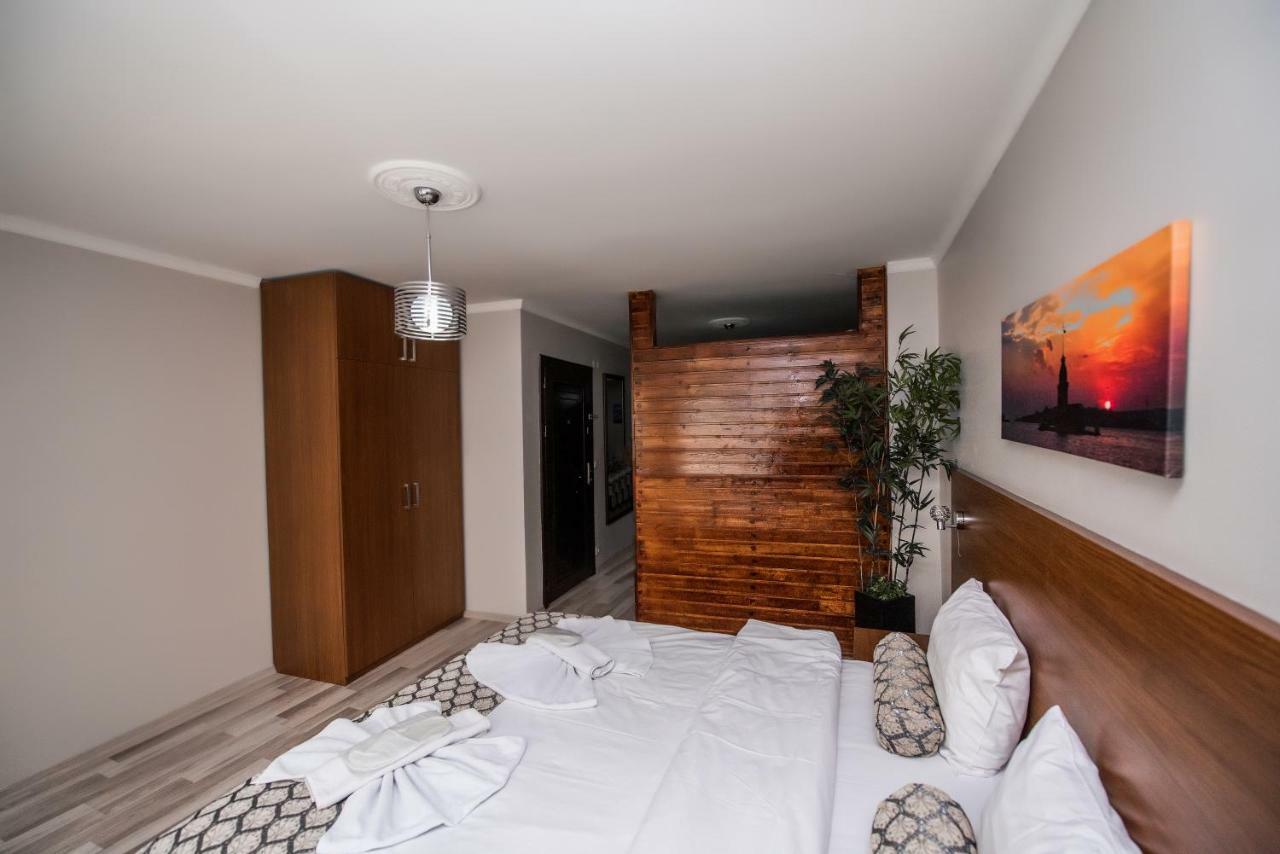 Carina Aparthotel 3*