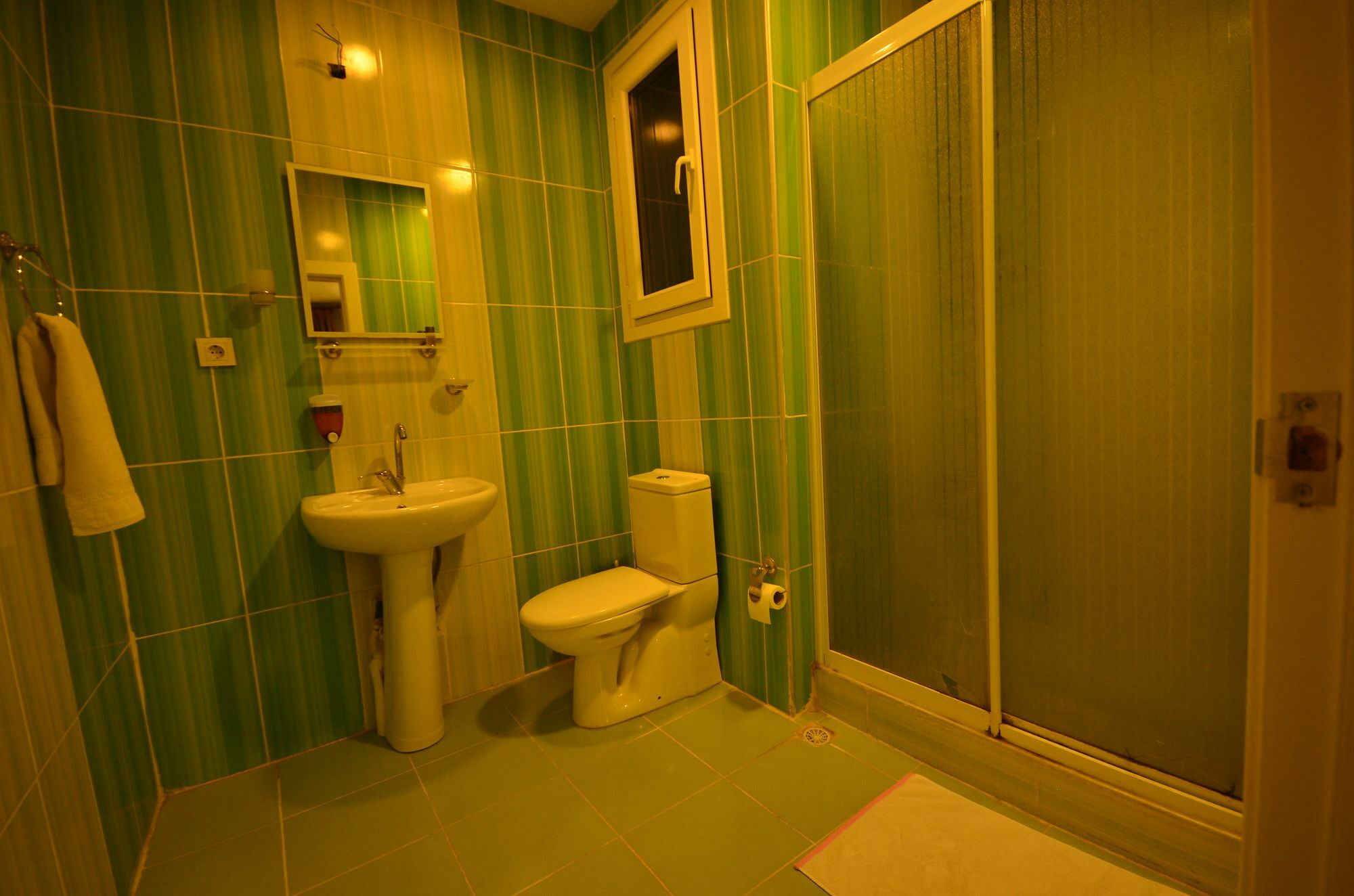 Subrosa Hotel 3*