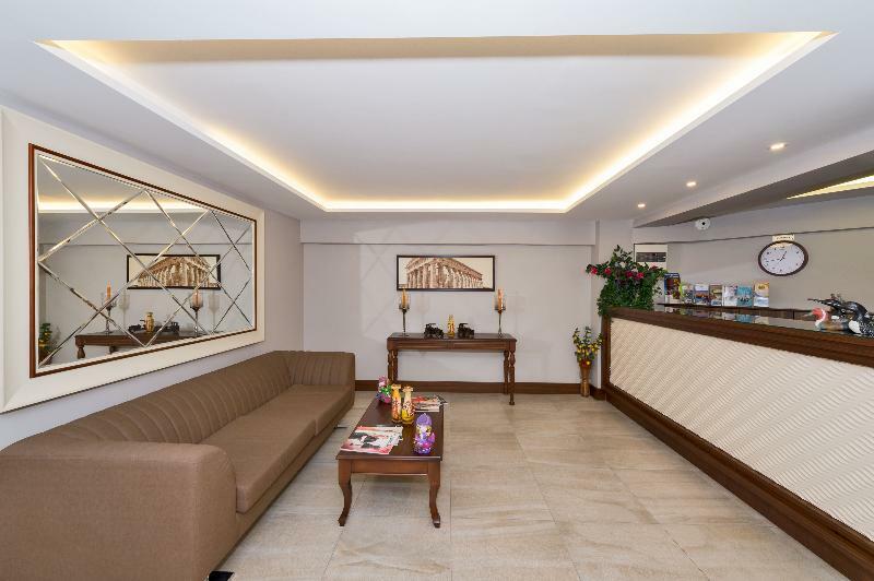 Bergama Old 3*