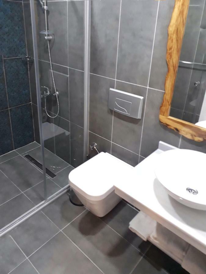 Jakaranda Hotel 3*