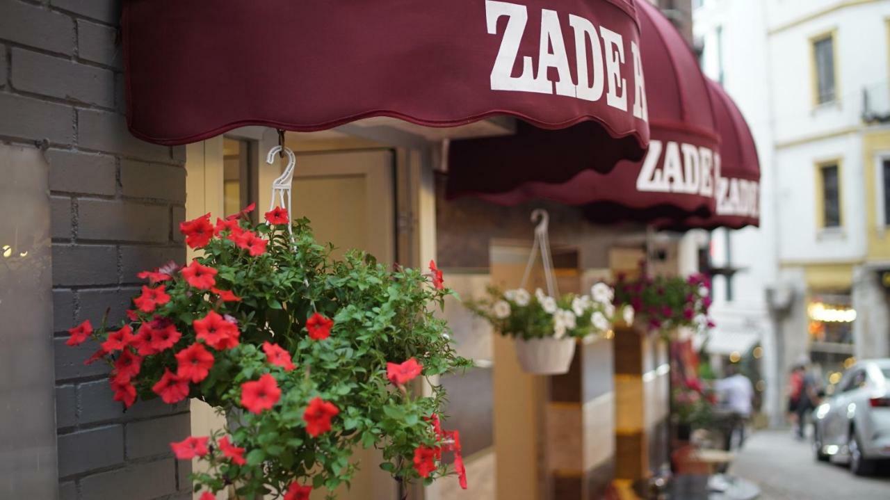 Zade 3*