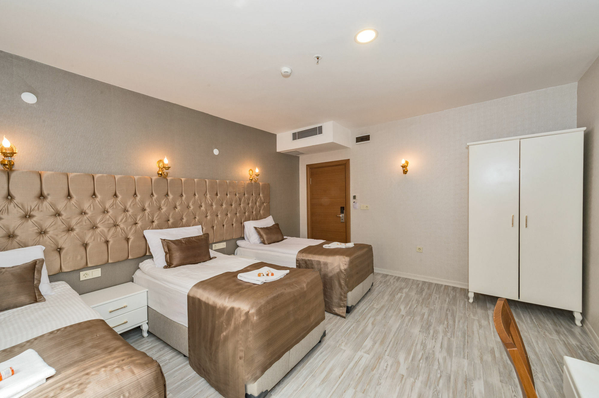 Grand Pamir Hotel 3*