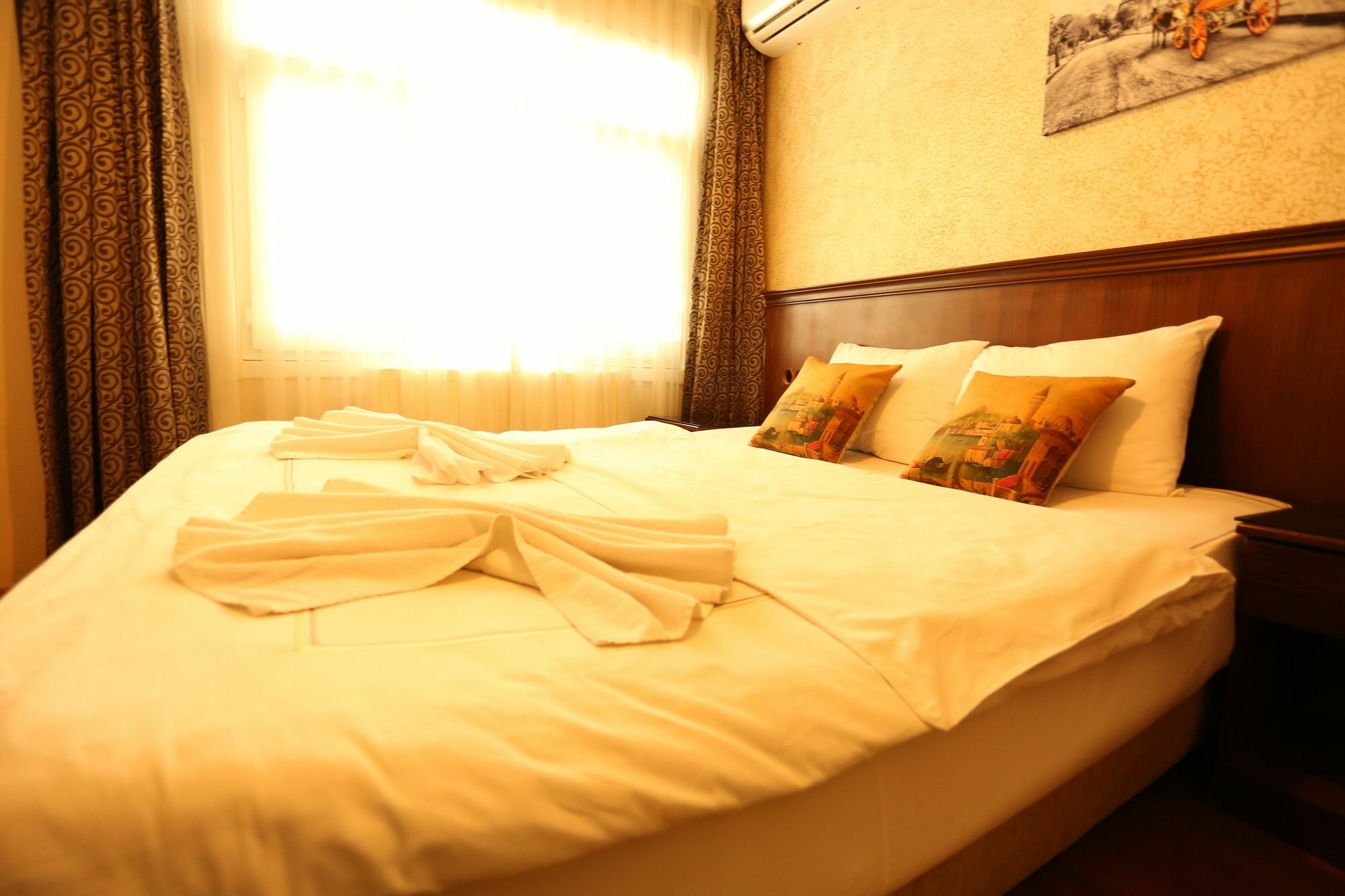 Dos Hermanos Hotel