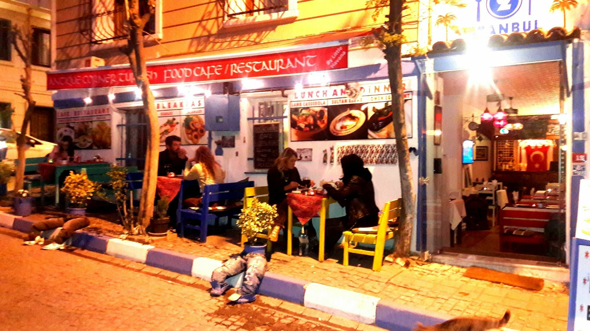 Dos Hermanos Hotel