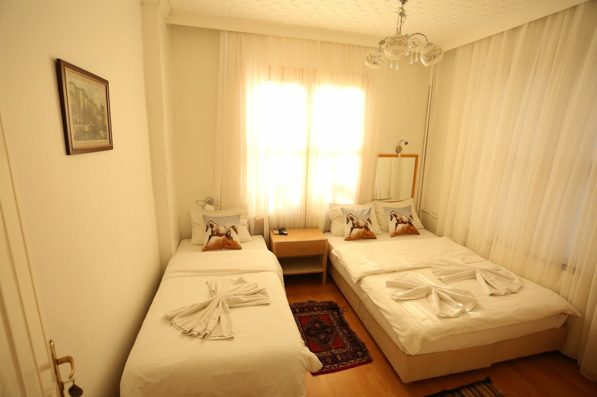 Dos Hermanos Hotel Istanbul