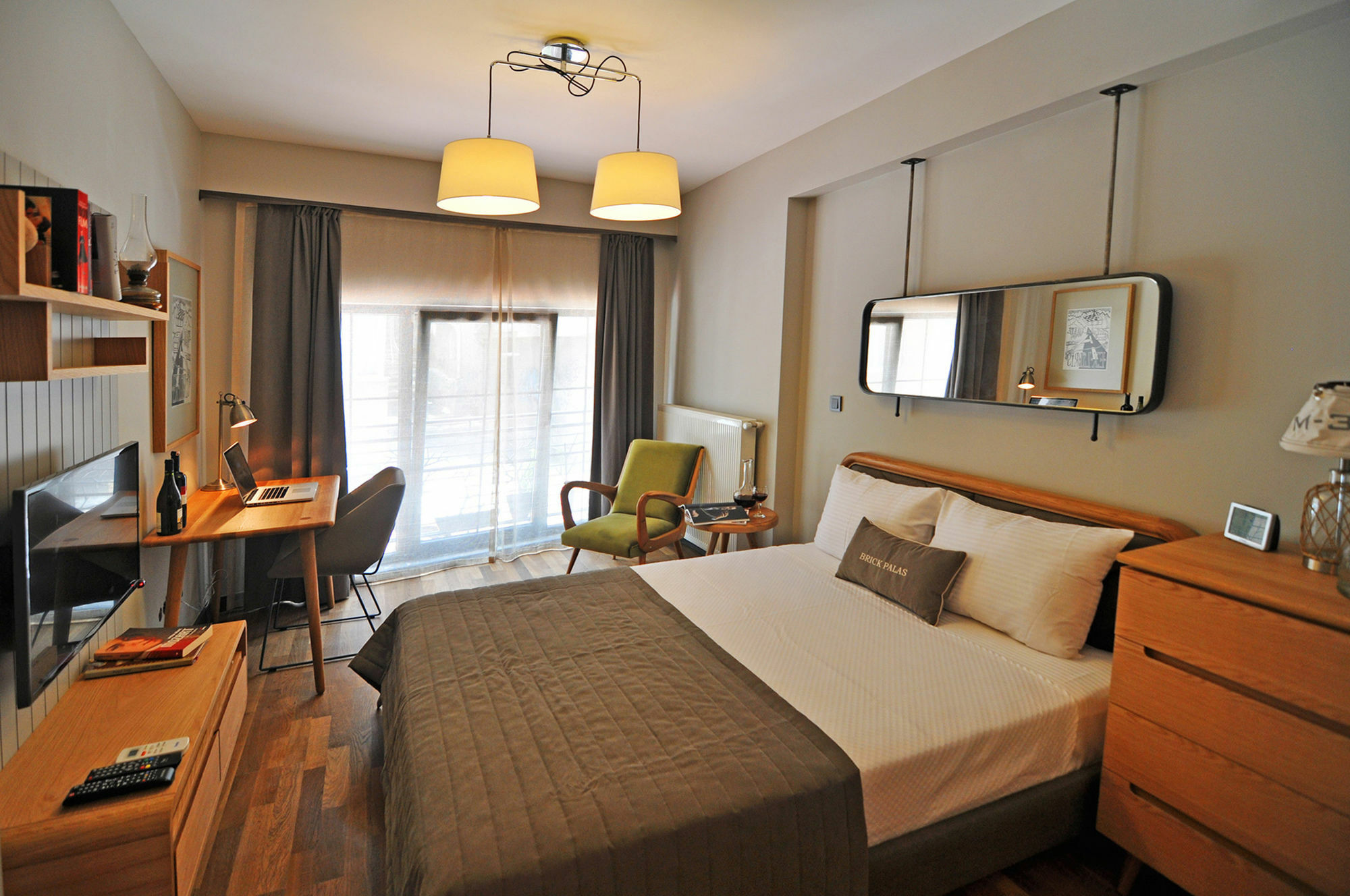 Brickpalas Aparthotel