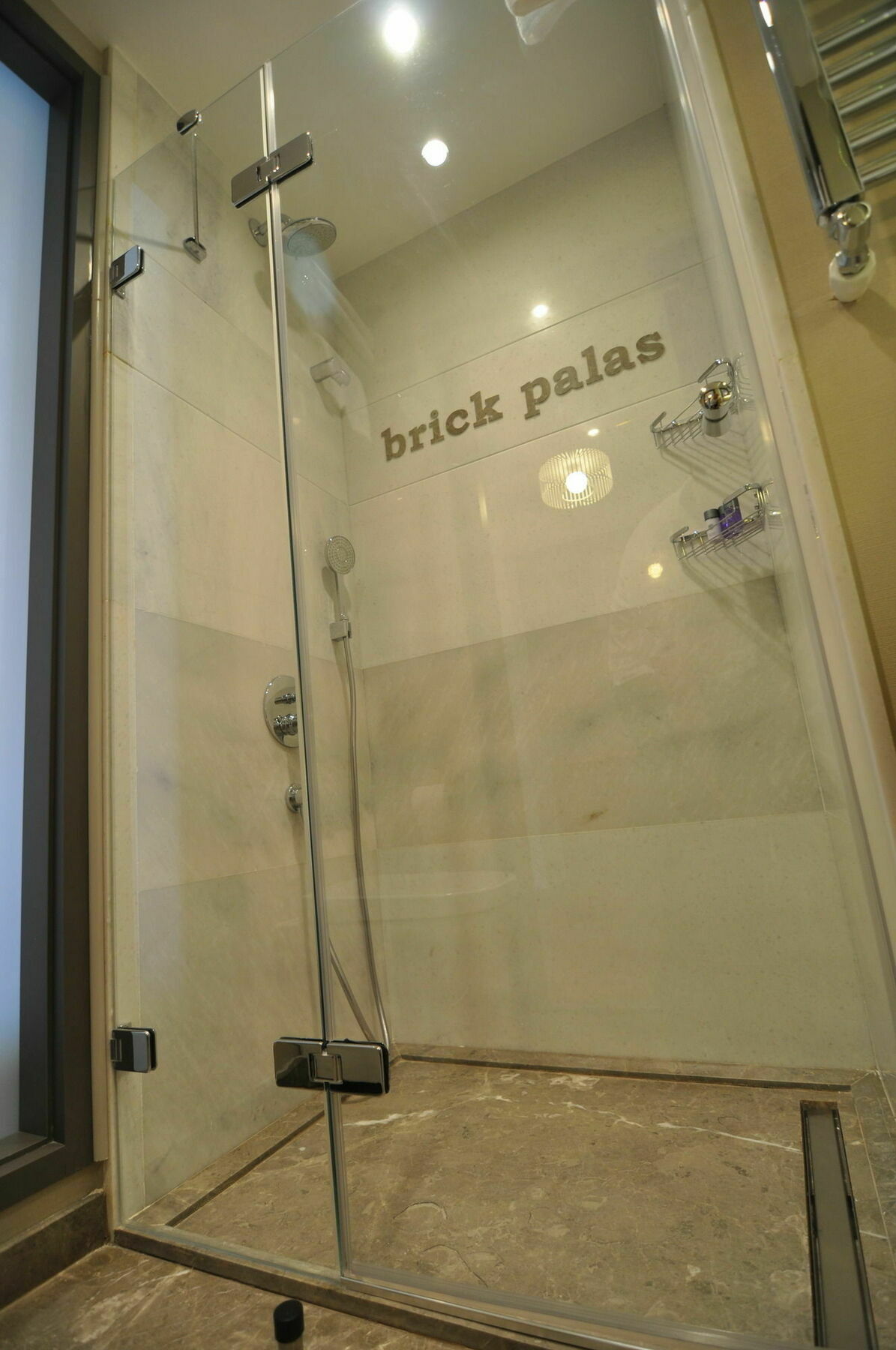 Aparthotel Brickpalas 2*