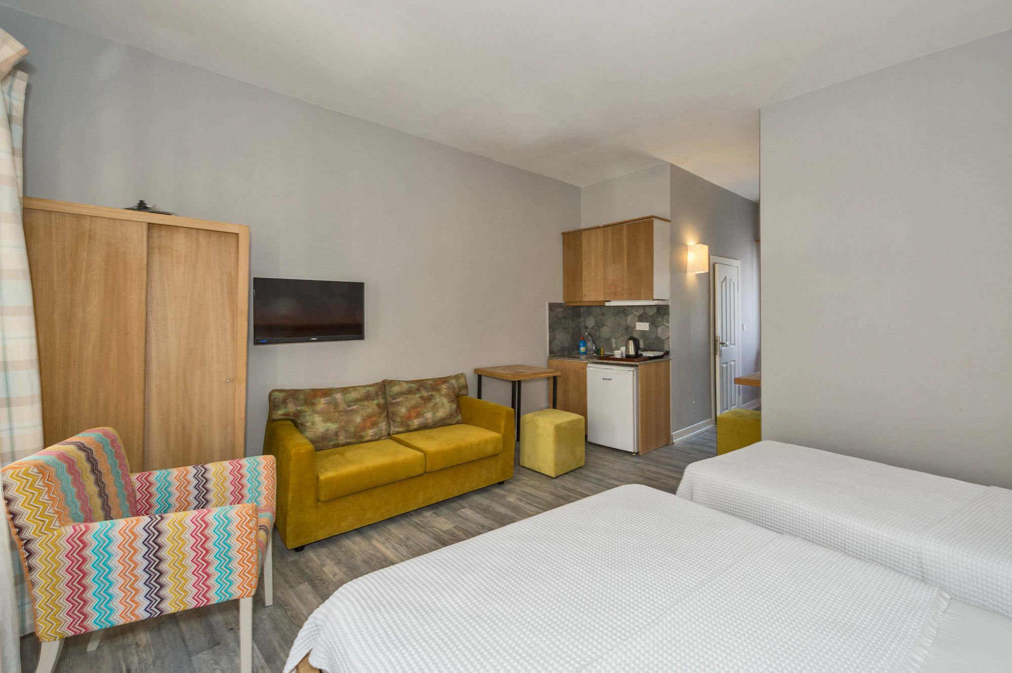 Cirrus Tomtom Hotel Istanbul