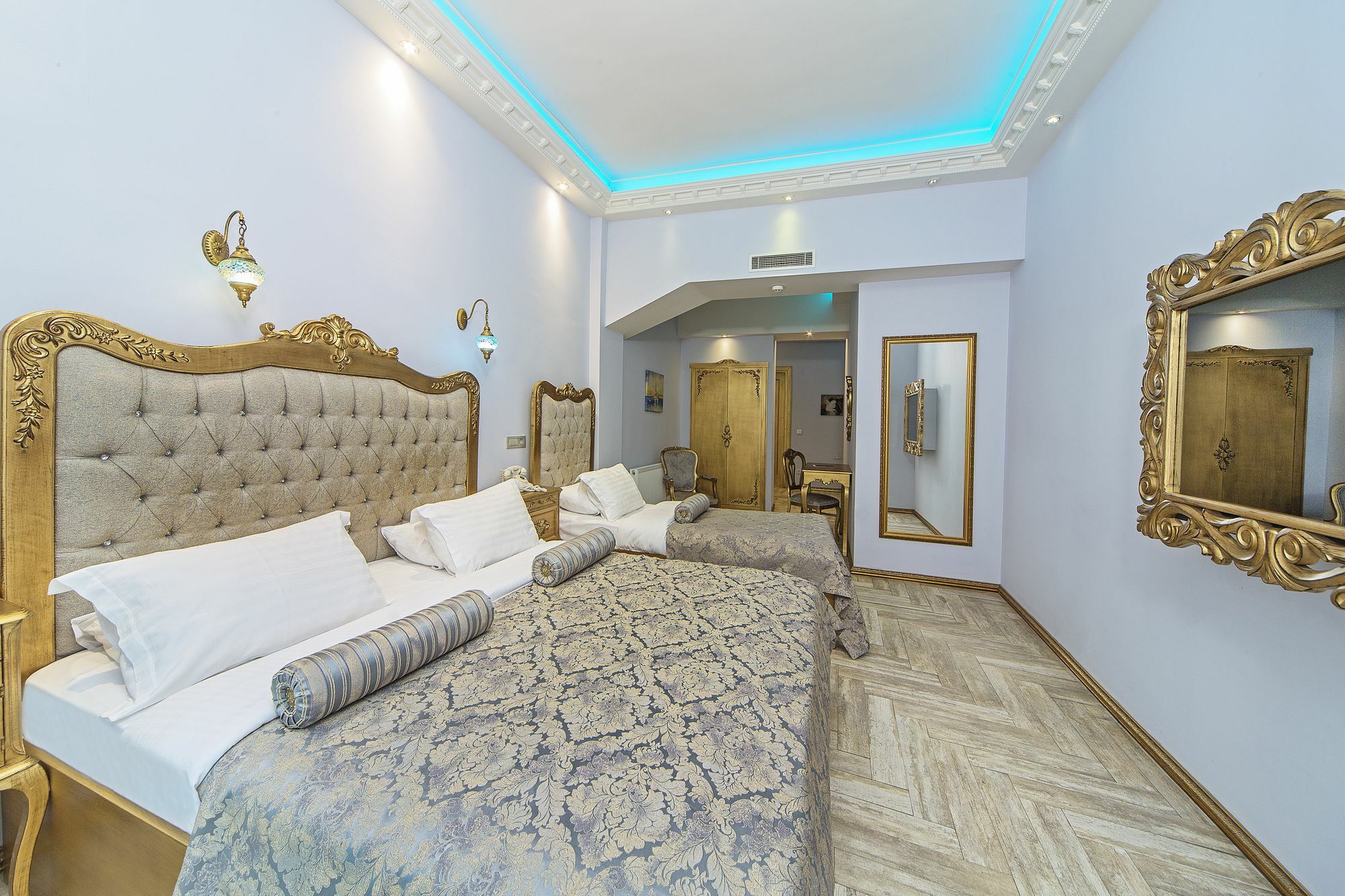 Otel Artdeco 3*