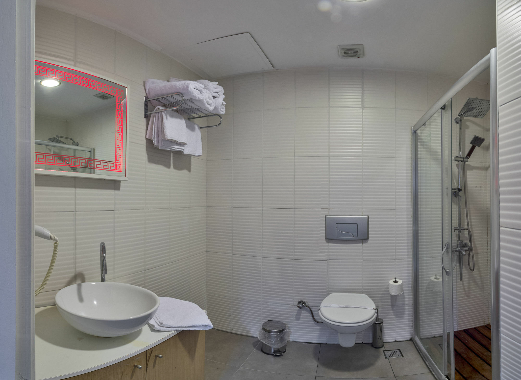 Cirrus Tomtom Hotel