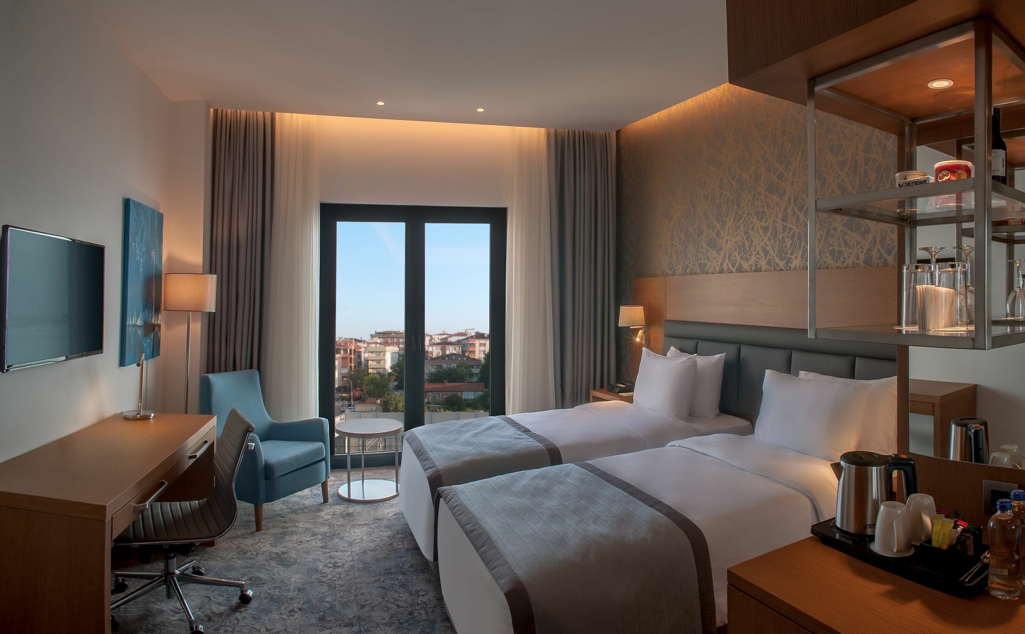- Tuzla Bay By Ihg 4* Istanbul