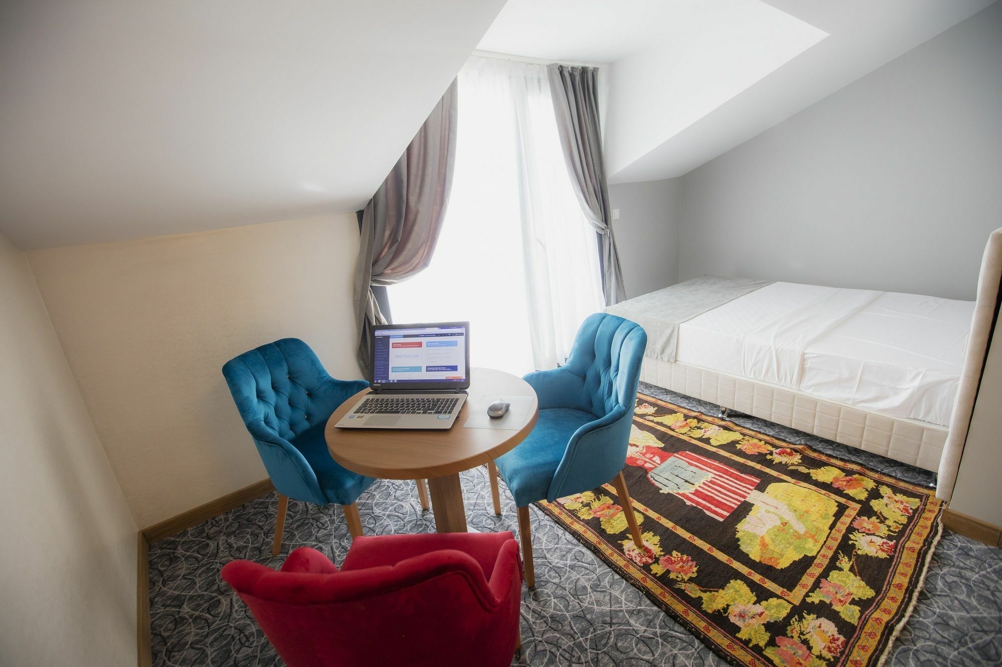 Royal Inci Hotel 3*