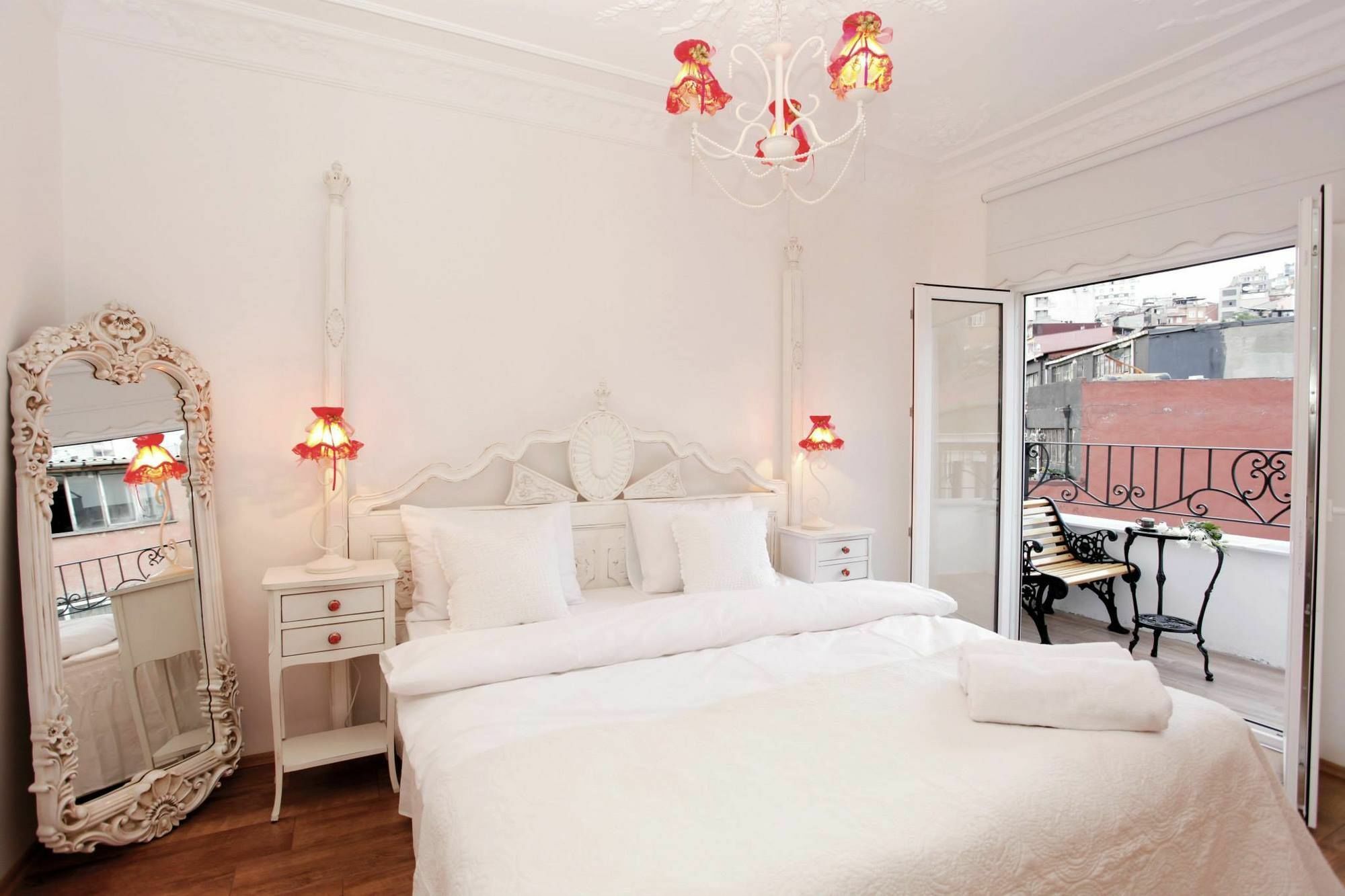 The White Swan Beyoglu Aparthotel Istanbul