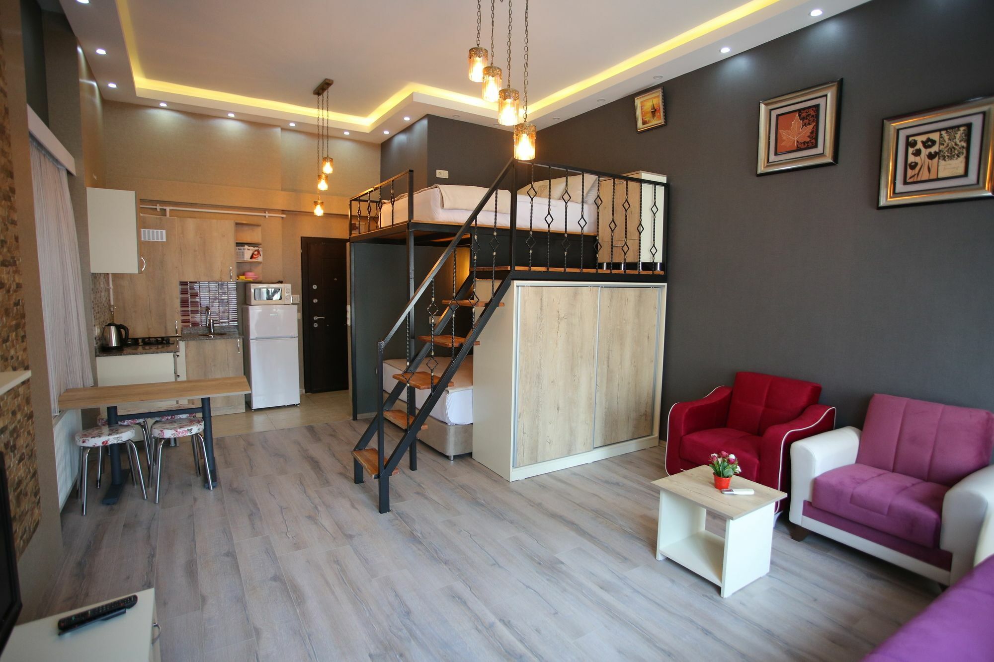 Aparthotel Artist