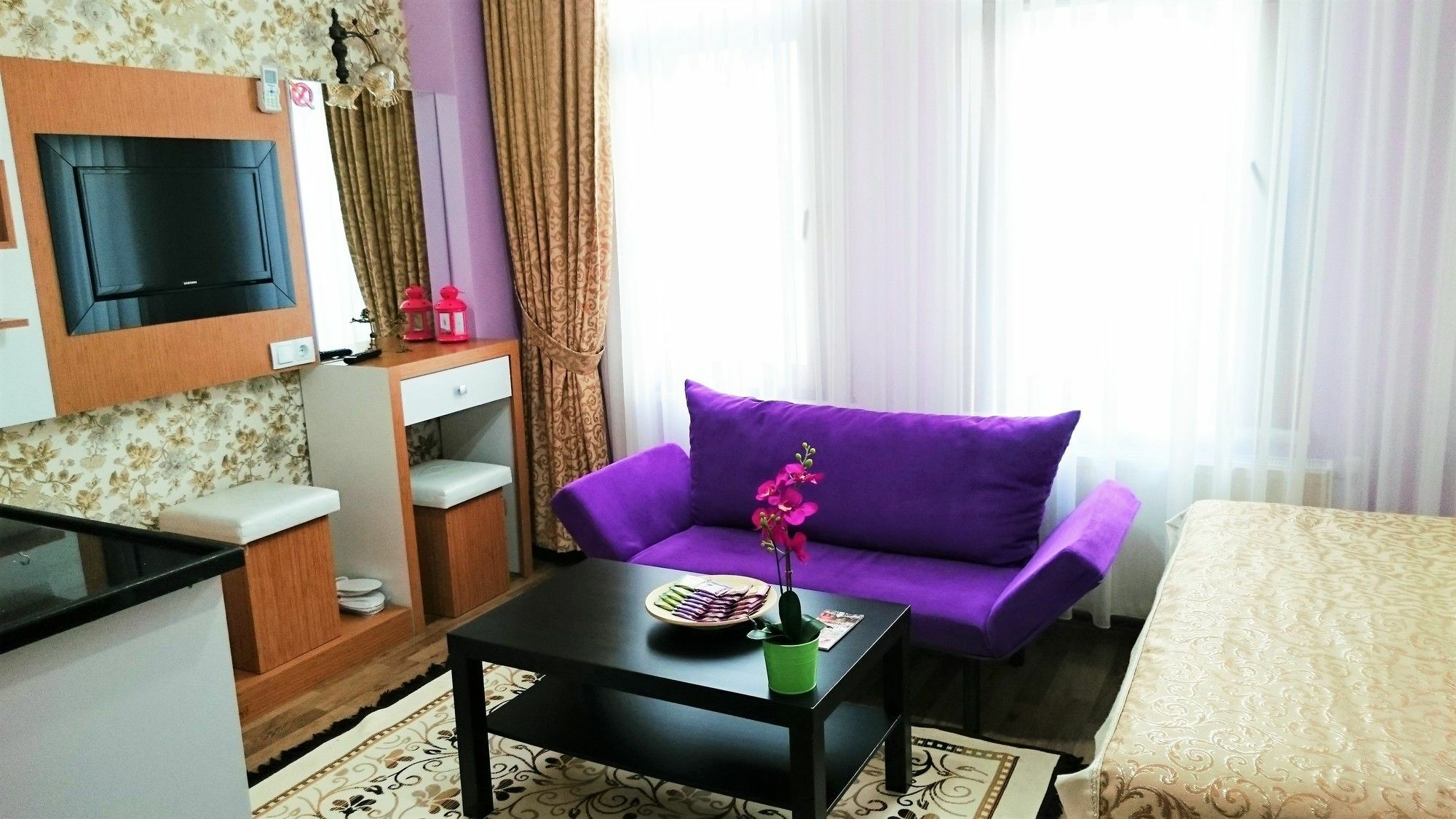 Grafen Aparthotel 3*