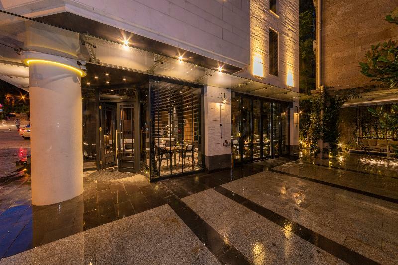 Hotel Opale
