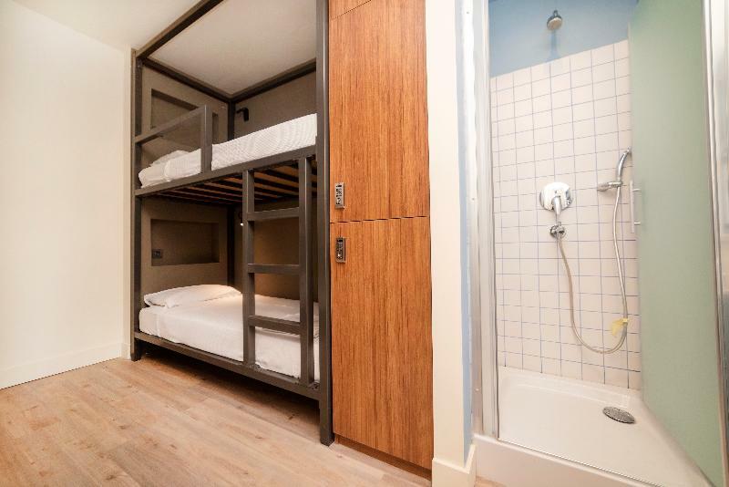 Moda Drei Hostel *