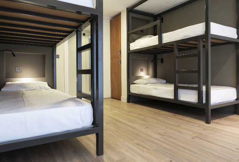 Hostel Moda Drei *