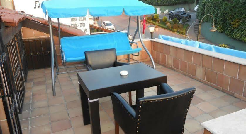 Hotel Mavilla 2*