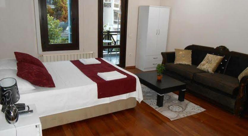 Mavilla Hotel 2*