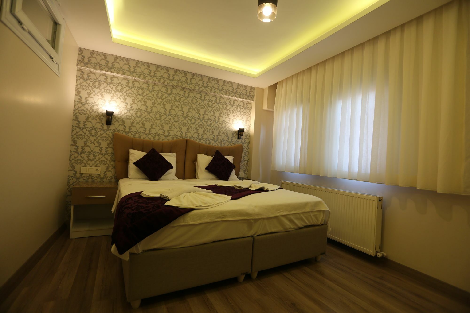 Hotel T-square 2*