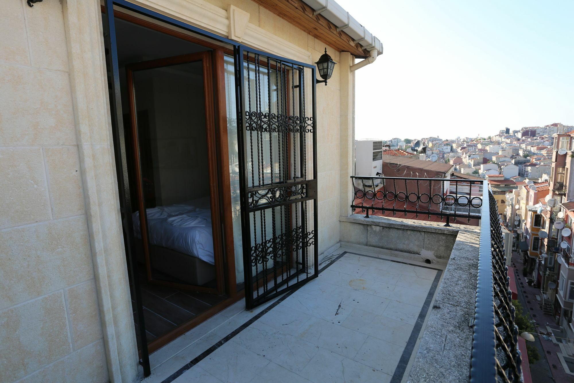 T-square Istanbul