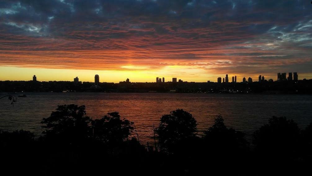 The Bosphorus Perch Apartamento *