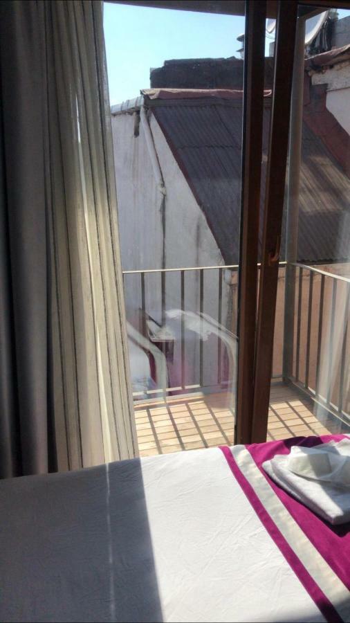 Hotel Ars Taxim 2*