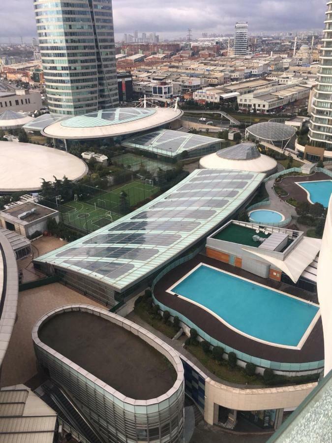 Apartment Mall Of *