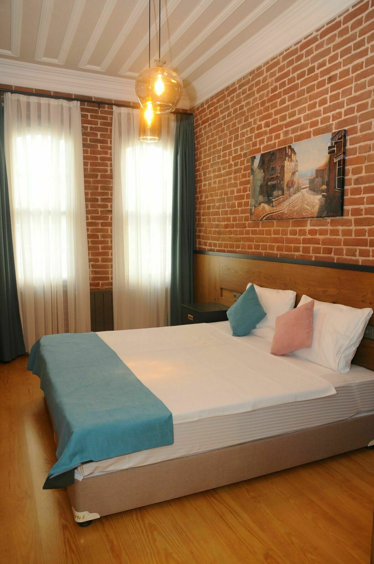 El Gusto Hotel