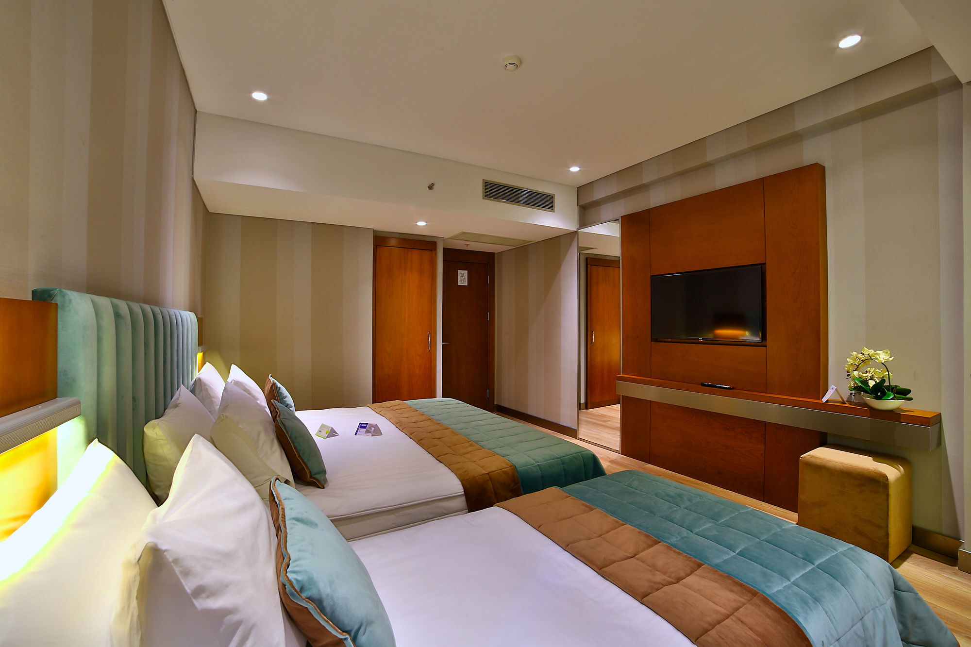 The Tango Hotel 3*