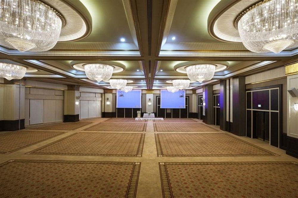 Crowne Plaza By Ihg 5* Istanbul