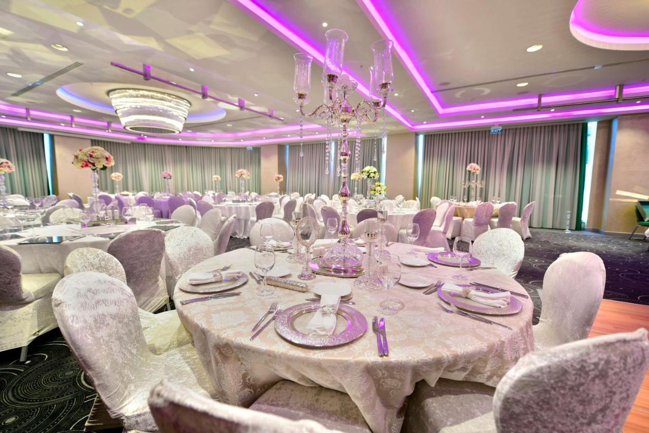 Hotel Park By Radisson Ataturk Airport 5*