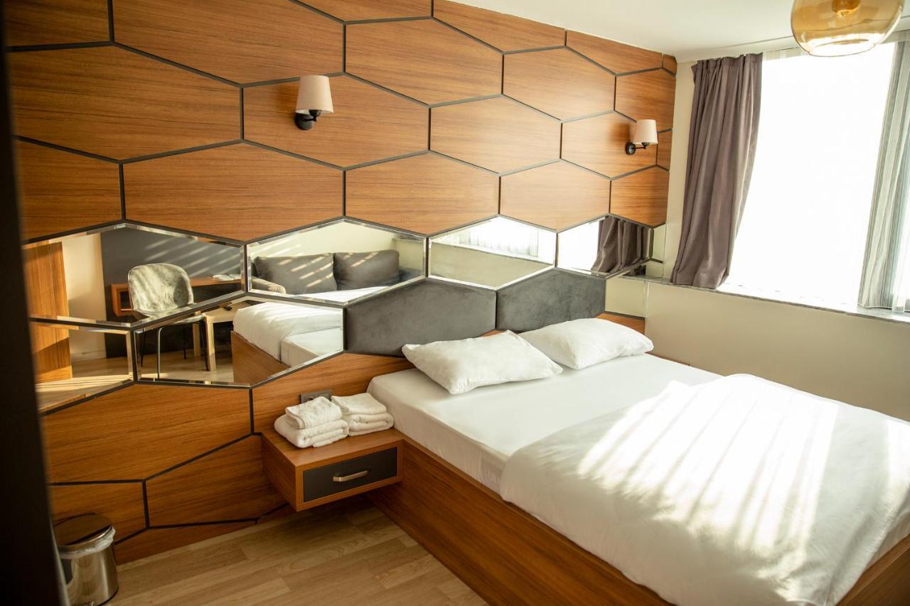 F & B Aparthotel Istanbul