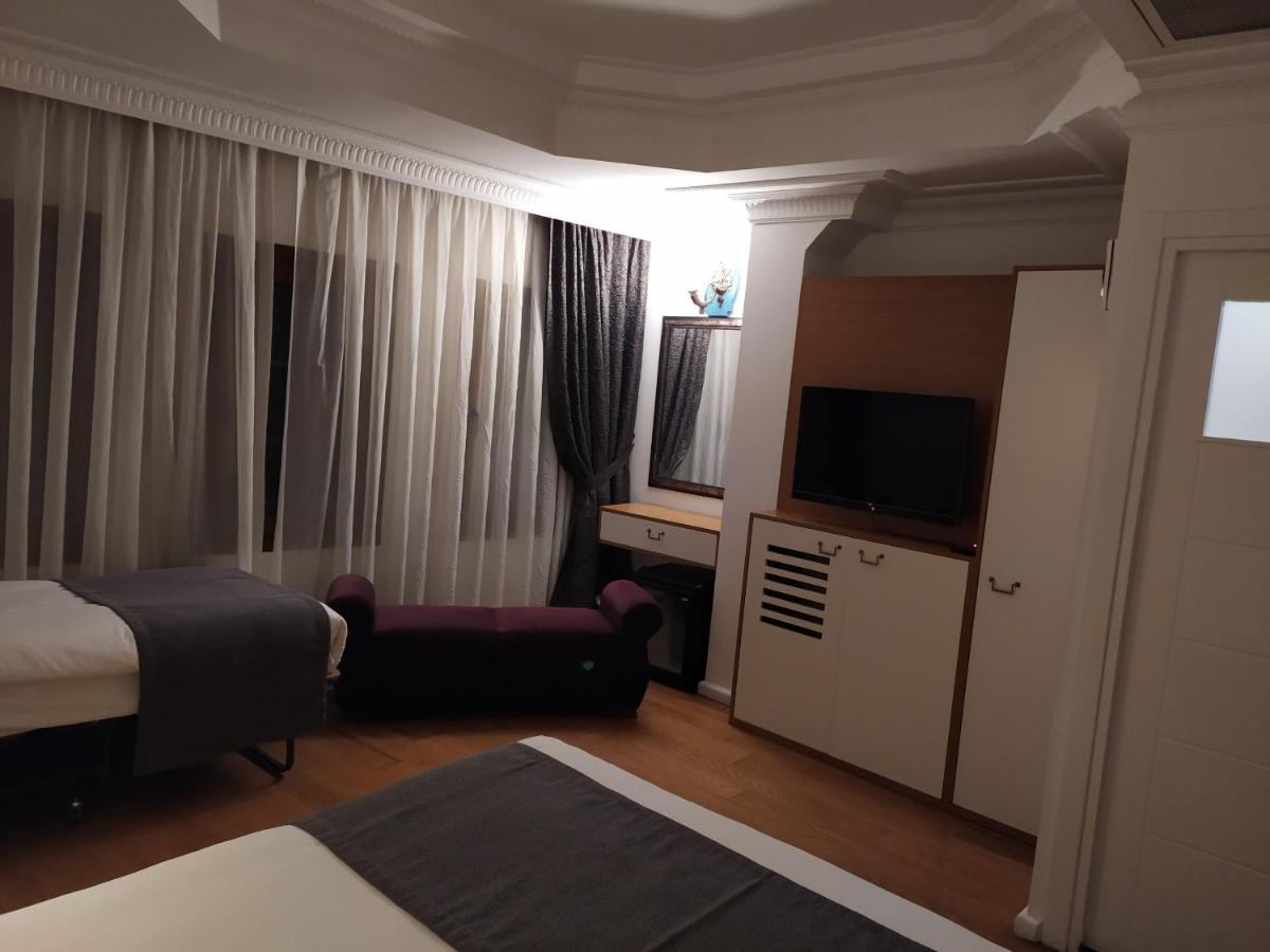 Jakaranda Istanbul