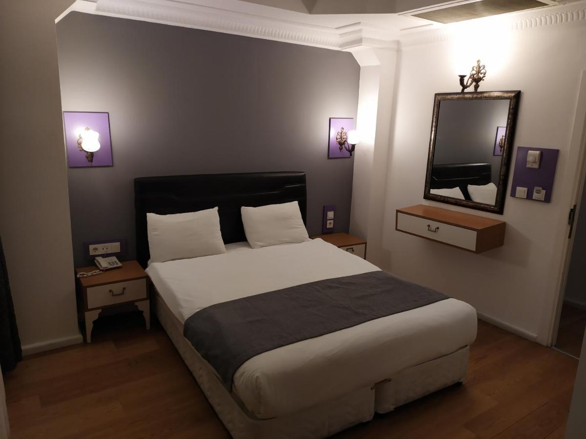 Jakaranda Hotel