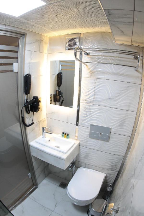 X-nellyi Hotel 2*