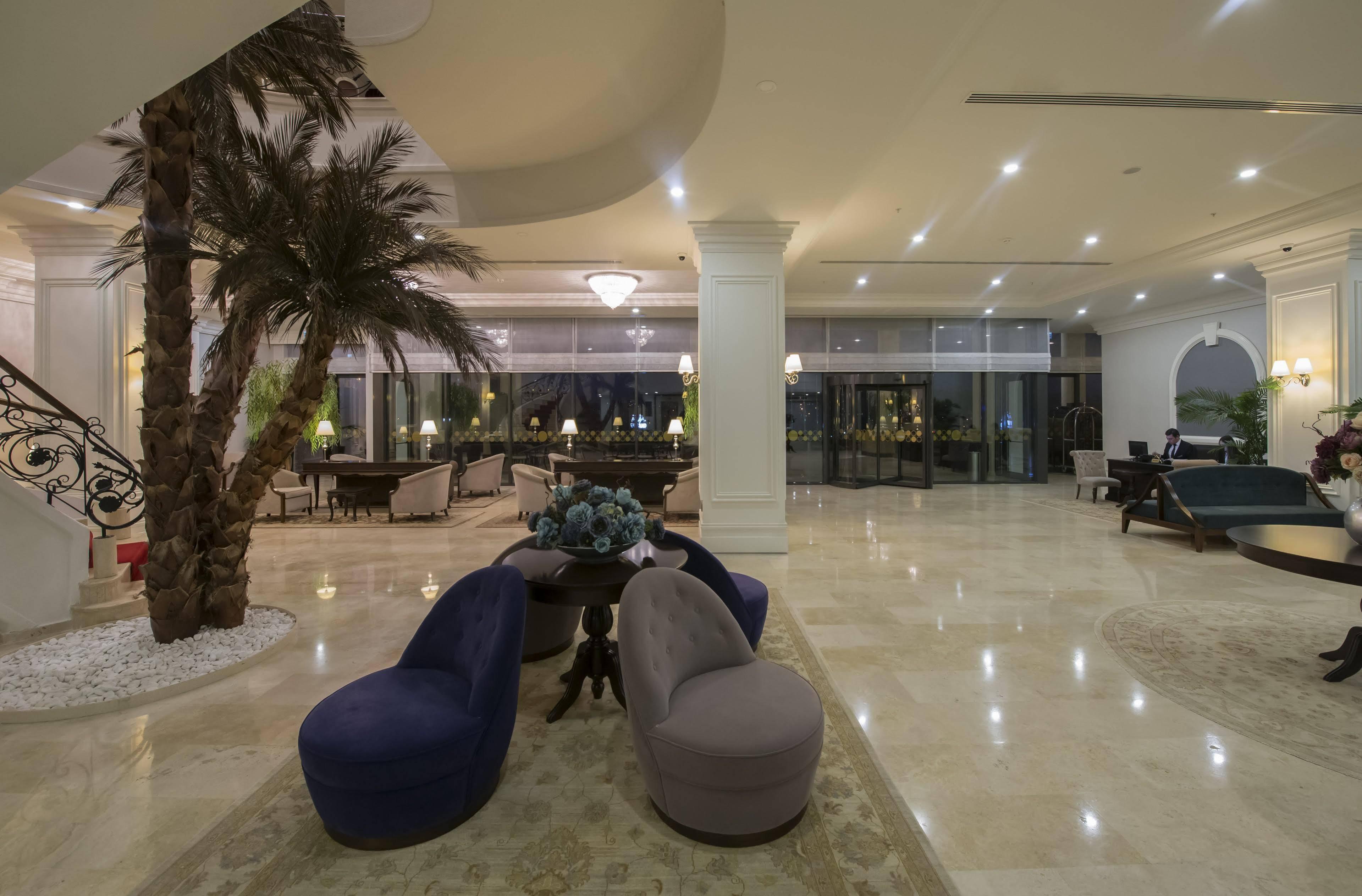 Hotel Vialand Palace 4*