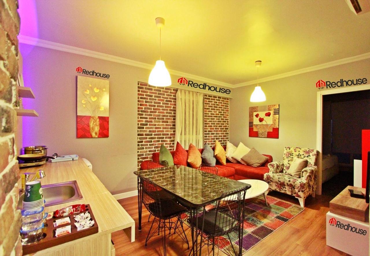 Aparthotel Red House Vip Apartmant Suites 3*