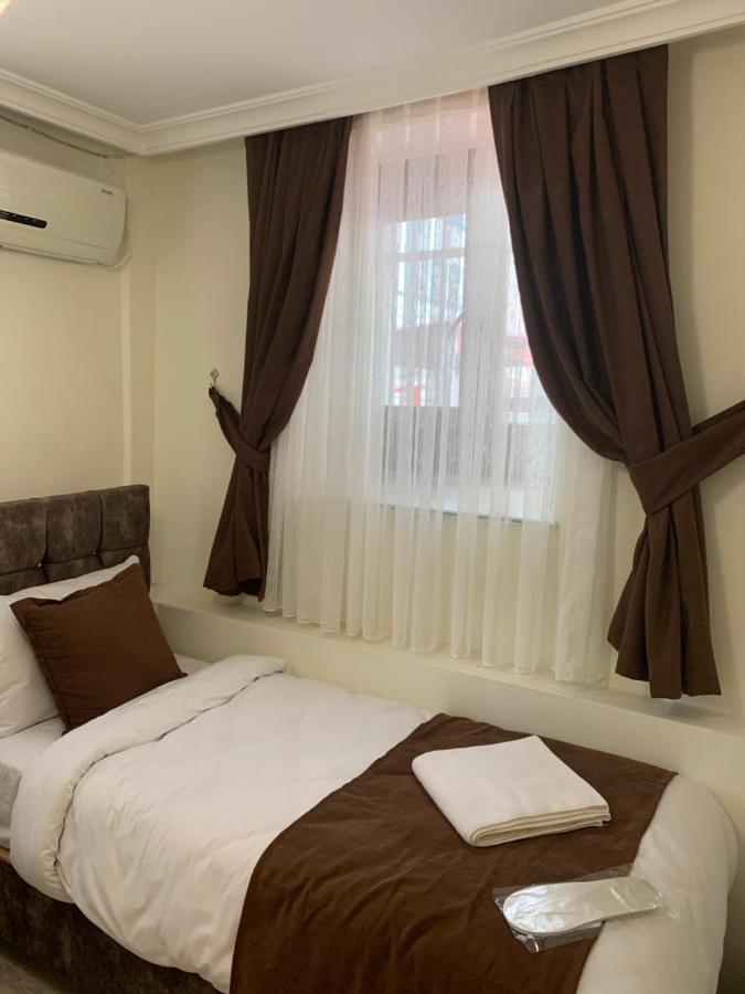 Hotel Dos Hermanos 2*