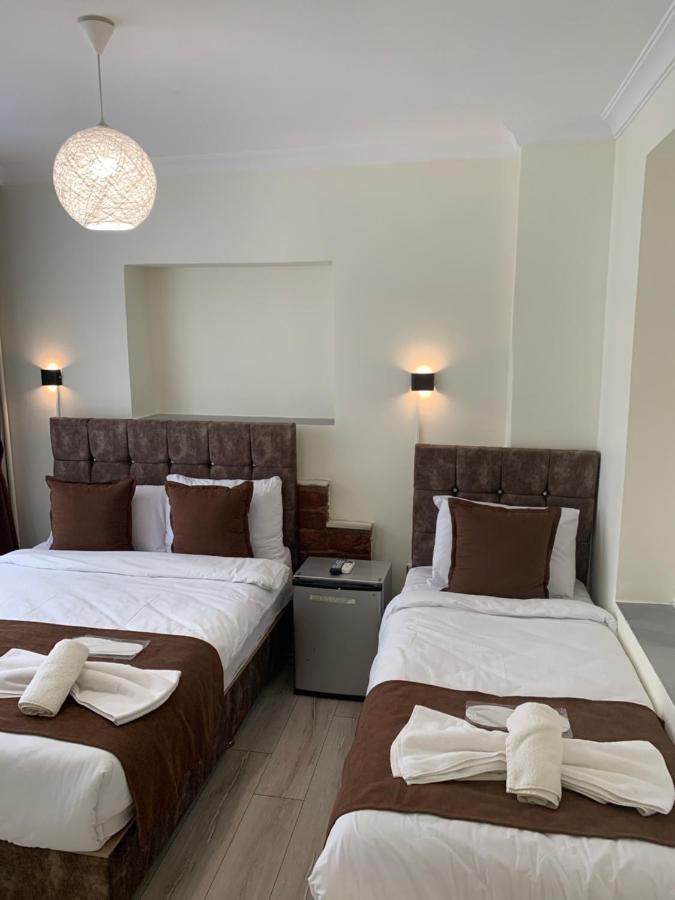 Hotel Dos Hermanos
