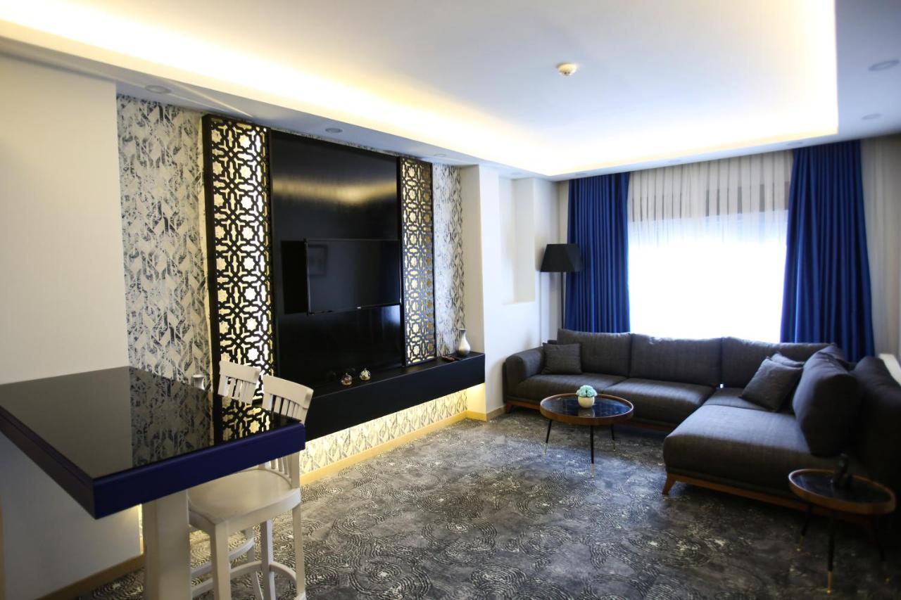 Random Hotel 3*