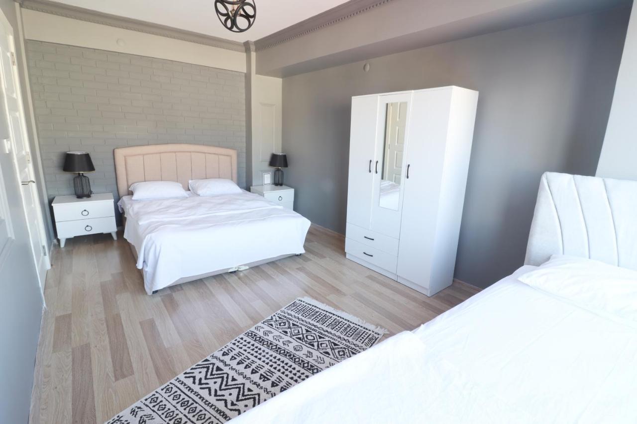 Aras Apartment