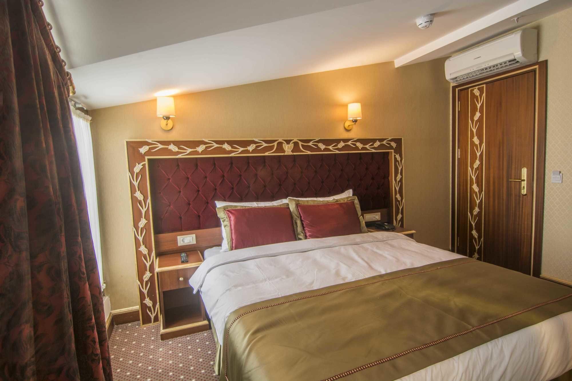 Mb Deluxe Hotel 4*