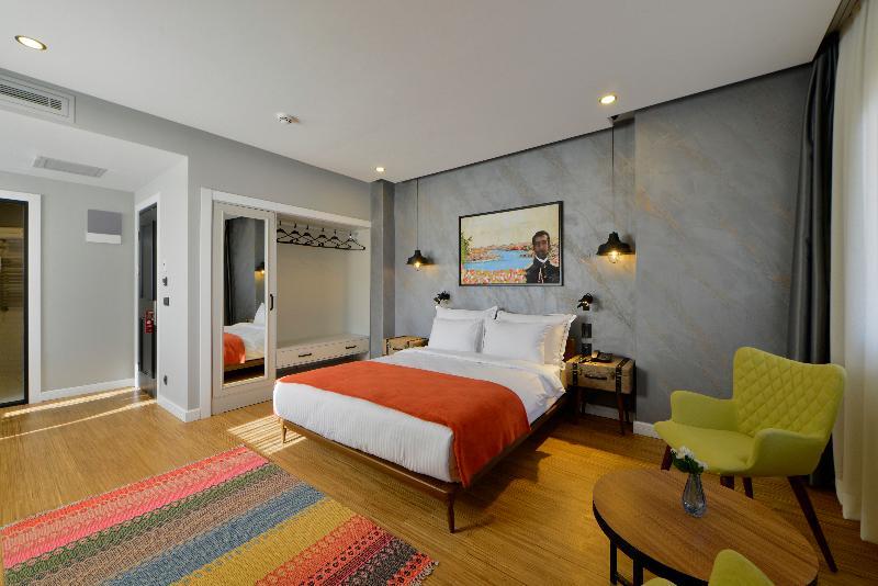 Poem Otel