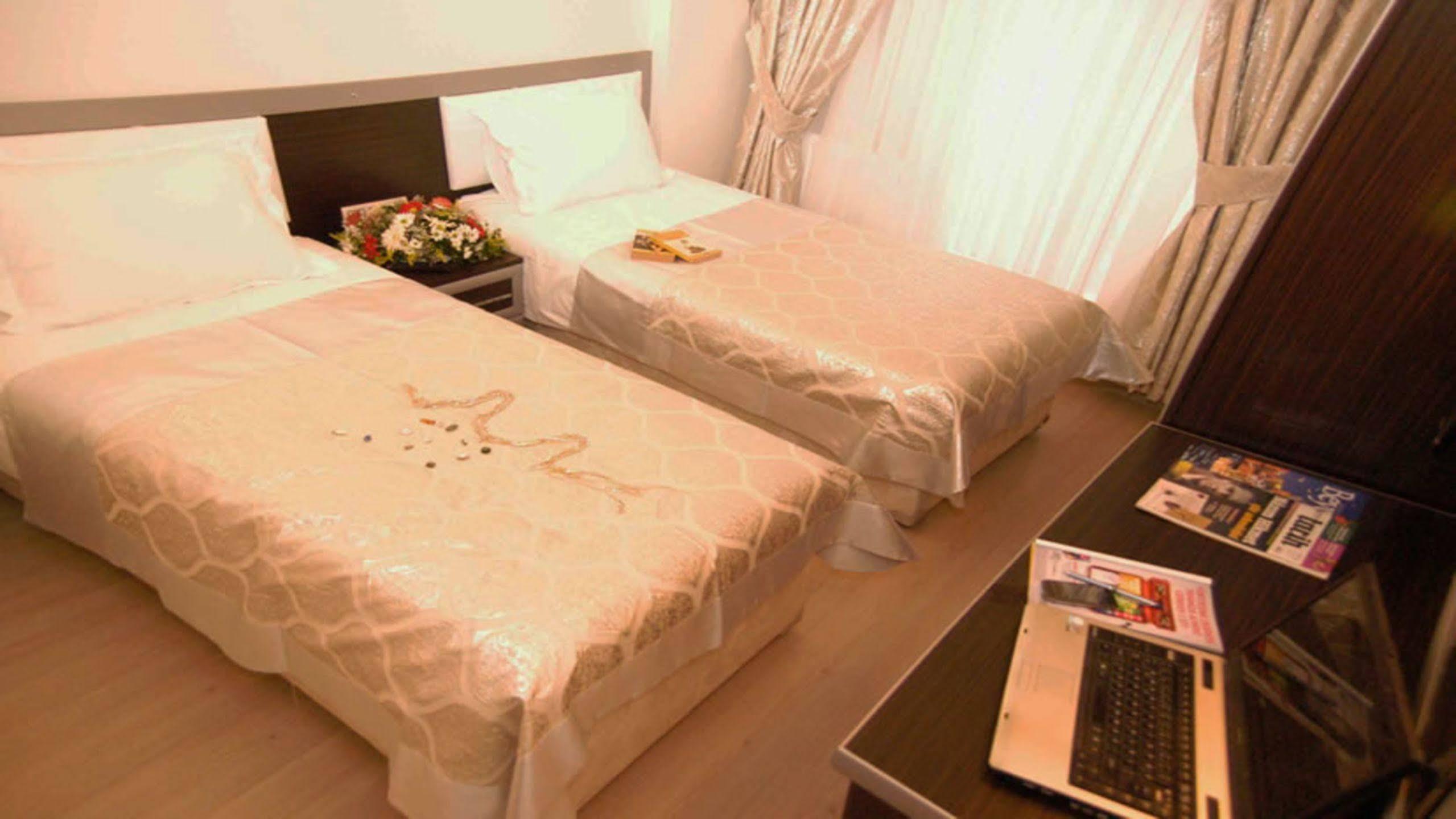 Hotel Pearl 3*