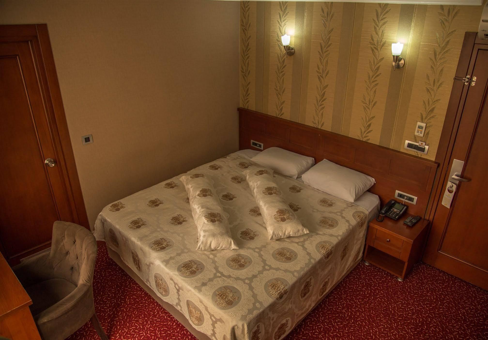 Otel Grand Merin Airport