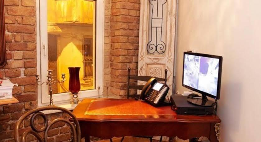 The White Swan Beyoglu Aparthotel Istanbul