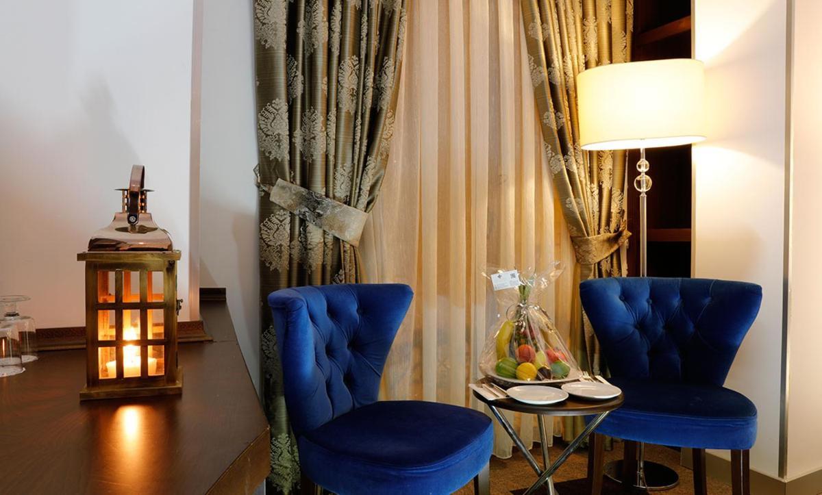 Taksim Pera Center 4*